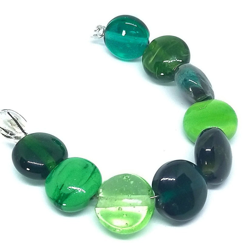 Load image into Gallery viewer, GlaesDesign Handmade Lampwork Glass Beads 18mm x 18mm x 12mm Green - Affordable Jewellery Supplies