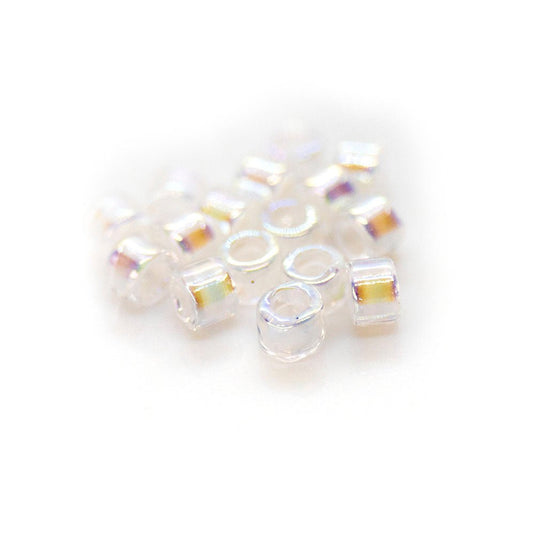 Delica® Seed Beads 11/0 Off White AB (DB0052) - Affordable Jewellery Supplies