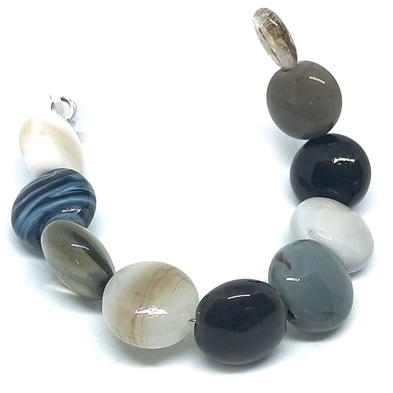 Load image into Gallery viewer, GlaesDesign Handmade Lampwork Glass Beads 18mm x 18mm x 12mm Grey - Affordable Jewellery Supplies

