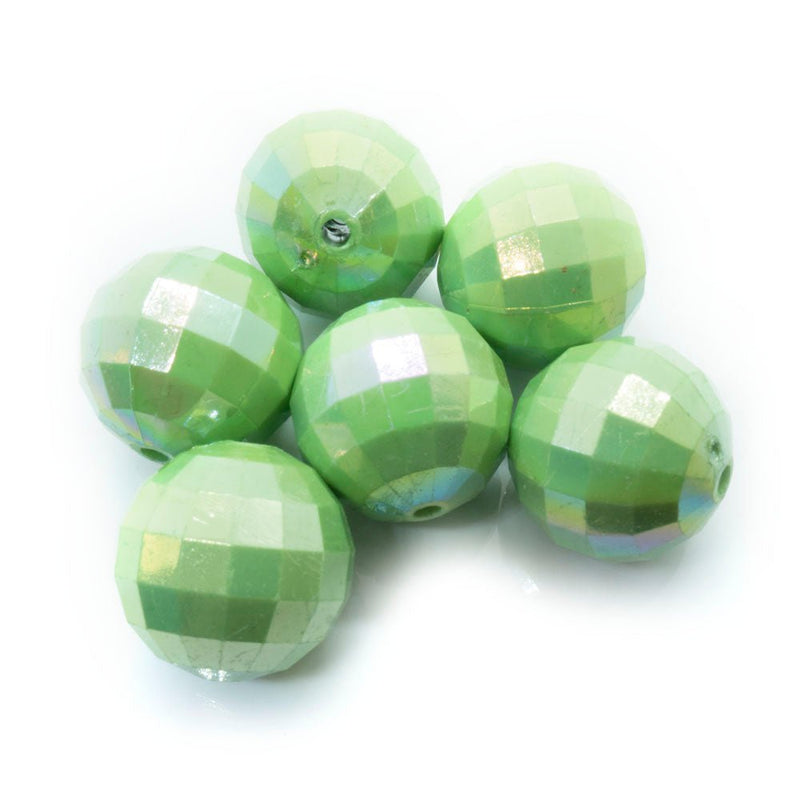 Load image into Gallery viewer, Bubblegum Acrylic Beads Faceted 20mm Green - Affordable Jewellery Supplies
