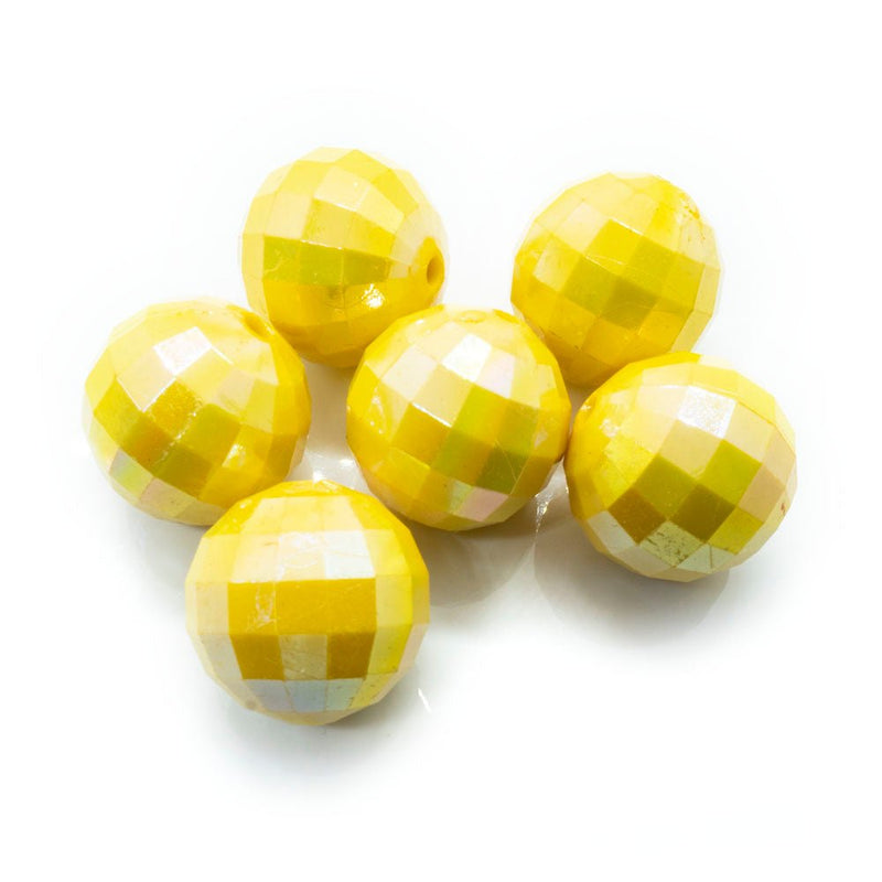 Load image into Gallery viewer, Bubblegum Acrylic Beads Faceted 20mm Yellow - Affordable Jewellery Supplies
