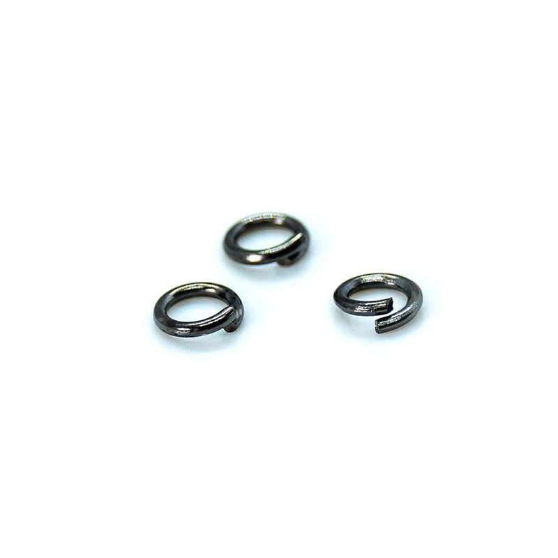 Load image into Gallery viewer, Jump Rings Round 22 Gauge 4mm Black - Affordable Jewellery Supplies
