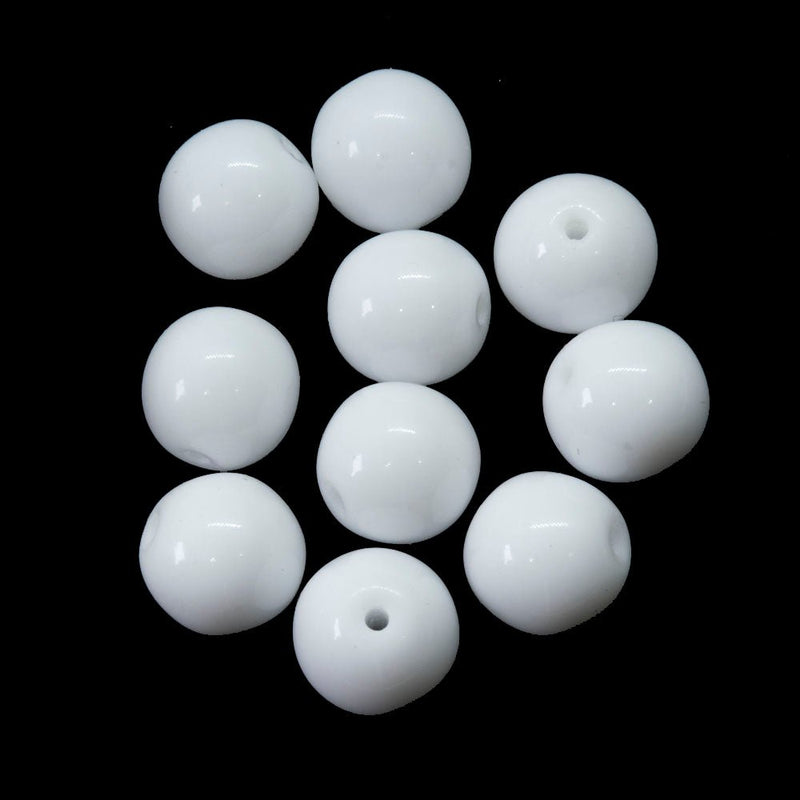 Load image into Gallery viewer, Czech Glass Druk Round 8mm White Opaque - Affordable Jewellery Supplies
